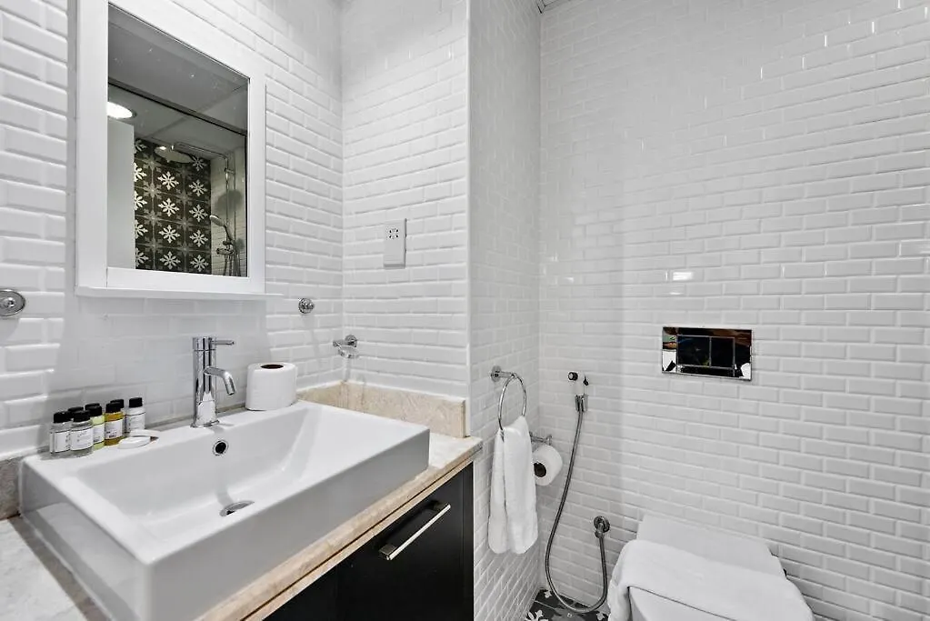 Apartment First Class Studio Premium And Stylish Dubai