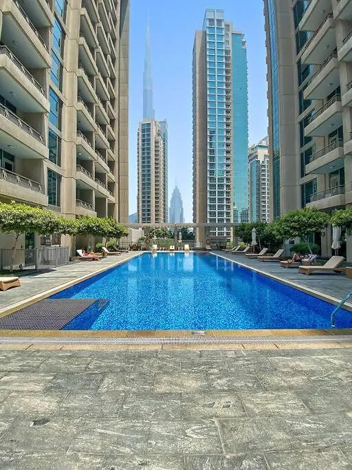 First Class Studio Premium And Stylish Dubai United Arab Emirates