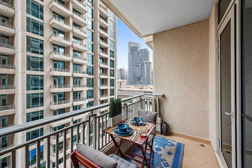 First Class Studio Premium And Stylish Dubai