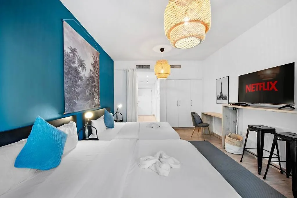 First Class Studio Premium And Stylish Dubai Apartment