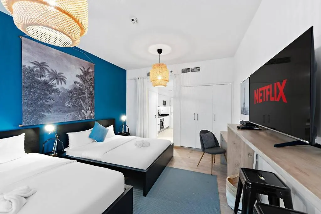 First Class Studio Premium And Stylish Dubai 0*,  United Arab Emirates
